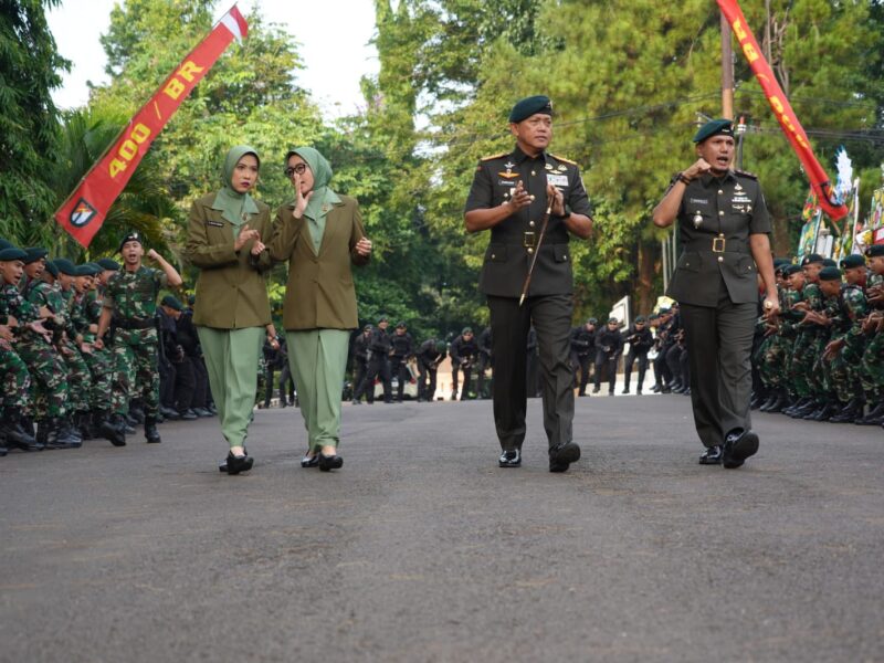 Pangdam IV/Diponegoro Pimpin Sertijab Danyonif 400/Banteng Raiders: Semangat Juang dan Kehormatan Prajurit Raider