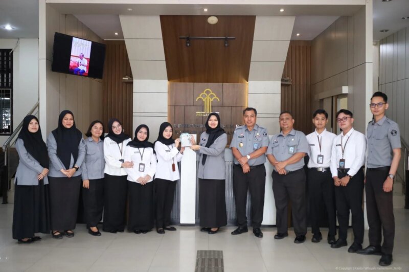 Kanwil Kemenkum Jambi Lepas Lima Peserta MagangHub Batch 3, Bekali Pengalaman Kerja di Dunia Birokrasi – Detiktoday.com