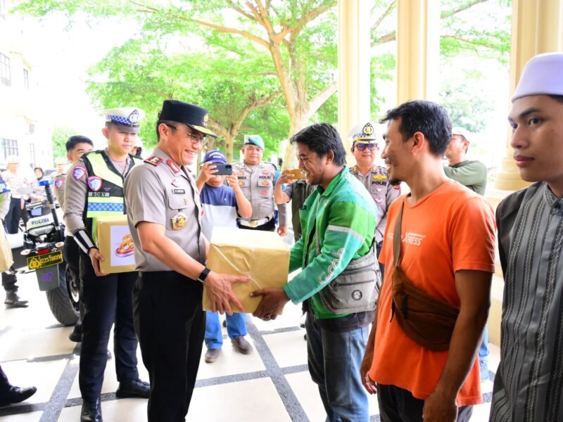 Polda Jambi Salurkan 1.000 Paket Sembako Sambut Hari Bhayangkara ke-80 – Detiktoday.com