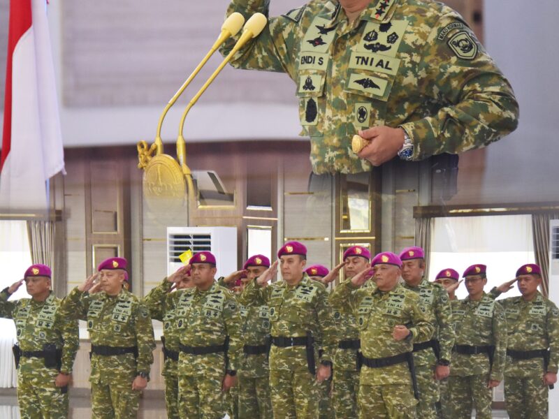 57 PERWIRA REMAJA AAL ANGKATAN LXXI THN 2026 RESMI MENJADI KELUARGA BESAR KORPS MARINIR