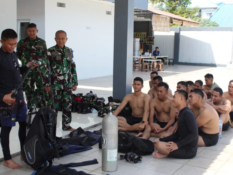 Tingkatkan Profesionalisme Prajurit Matra Laut, Satlinlamil 3 Gelar Latihan Selam Dasar