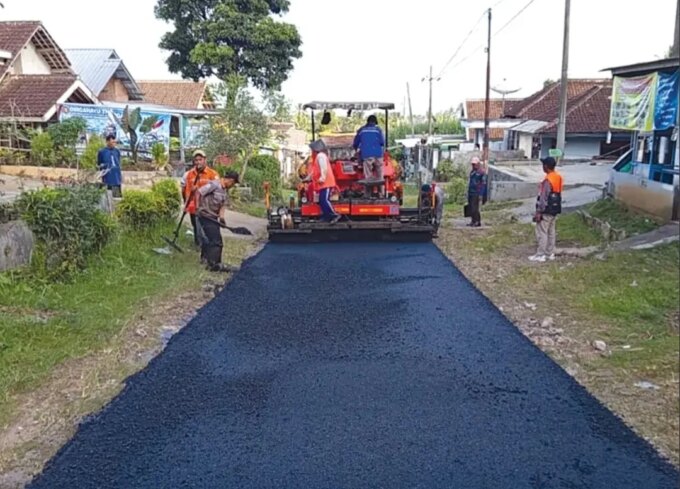 Peningkatan Jalan Tunjungtirto Singosari, Perkuat Mobilitas Perekonomian Masyarakat – Detiktoday.com