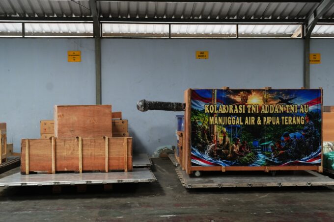 Perluas Akses Air Bersih dan Listrik di Papua, TNI AD Kirim Dukungan Program Manunggal Air dan Papua Terang