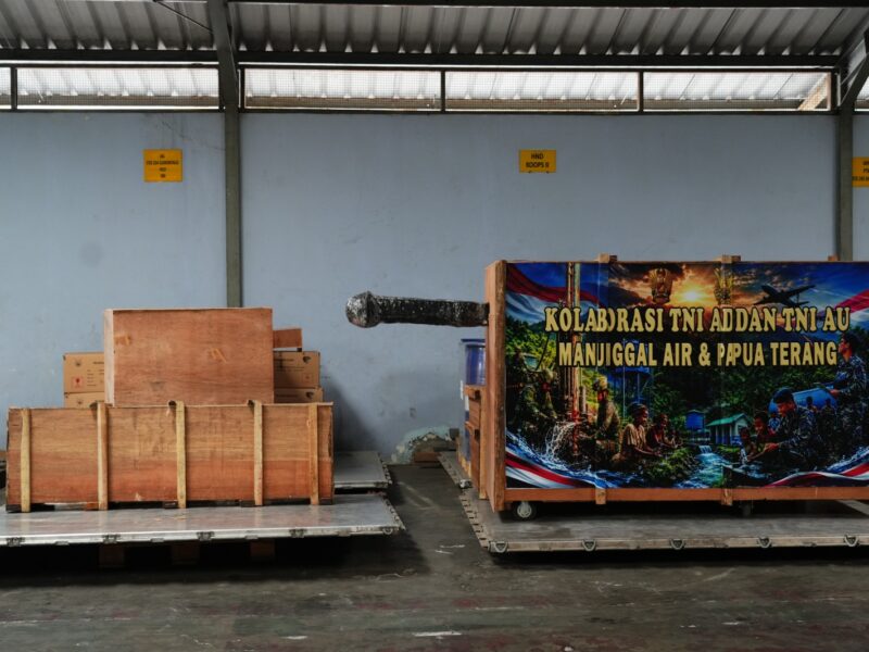 Perluas Akses Air Bersih dan Listrik di Papua, TNI AD Kirim Dukungan Program Manunggal Air dan Papua Terang