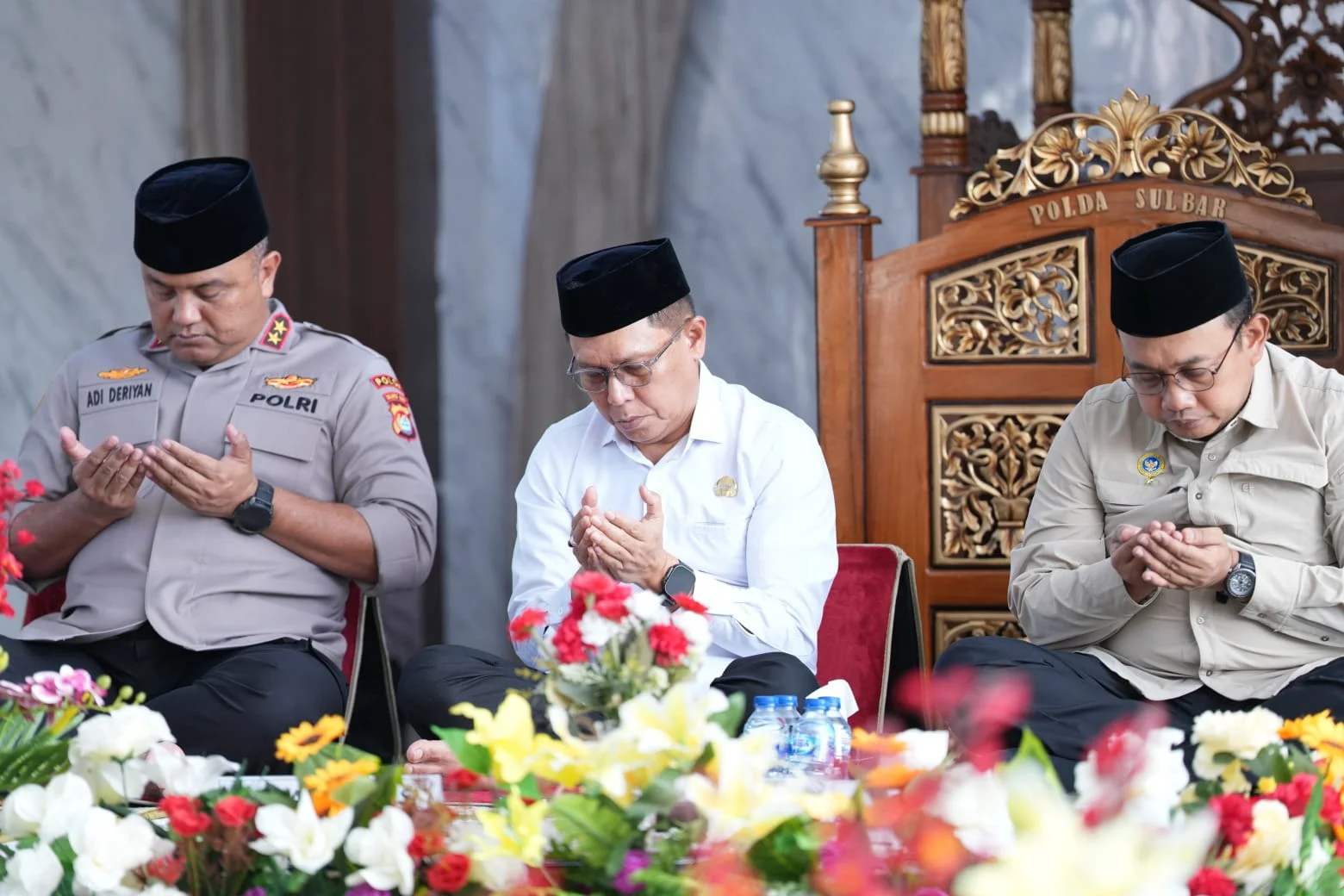 Hadiri Dzikir Bersama Polda Sulbar, Junda Maulana Tekankan Pentingnya Evaluasi dan Perbaikan Diri – Detiktoday.com
