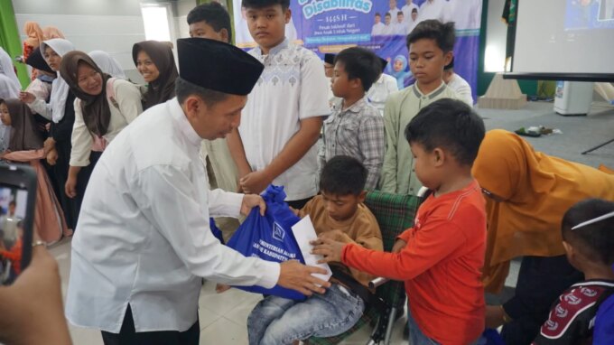 Lebaran Yatim dan Disabilitas di Ciamis Sentuh Ribuan Penerima Manfaat – Detiktoday.com