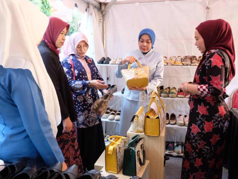 Pesona Wastra Sidoarjo 2026, Dekranasda Perkuat Daya Saing Perajin Lokal – Detiktoday.com