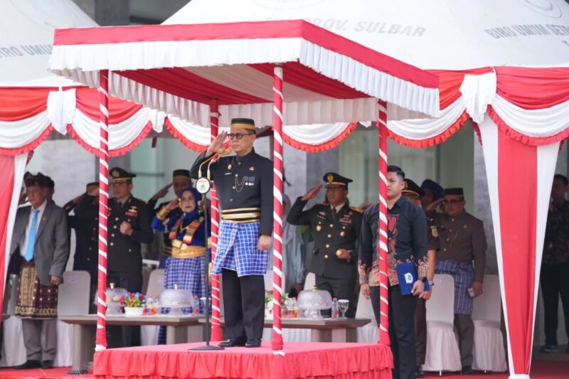 Sekda Sulbar Pimpin Upacara Harganas ke-33, Ingatkan Peran Orangtua Awasi Anak di Era Digital – Detiktoday.com