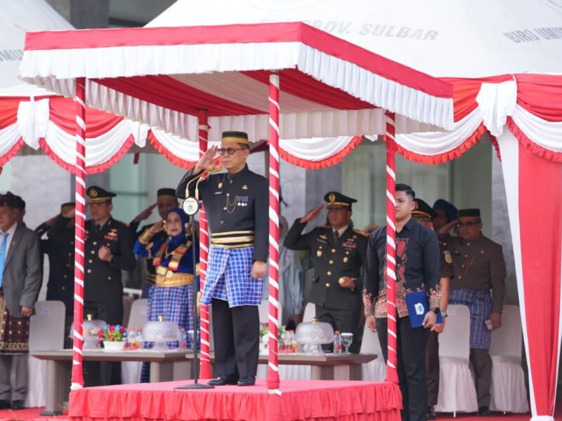 Sekda Sulbar Pimpin Upacara Harganas ke-33, Ingatkan Peran Orangtua Awasi Anak di Era Digital – Detiktoday.com