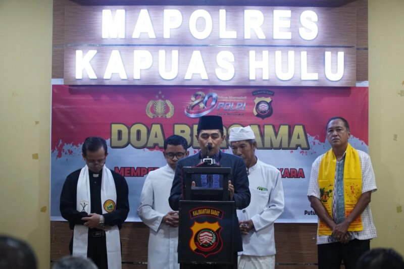 Lintas Agama di Kapuas Hulu Bersatu Panjatkan Doa untuk Polri di Hari Bhayangkara ke-80 – Detiktoday.com