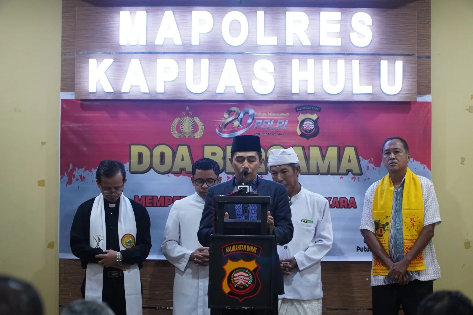 Lintas Agama di Kapuas Hulu Bersatu Panjatkan Doa untuk Polri di Hari Bhayangkara ke-80 – Detiktoday.com