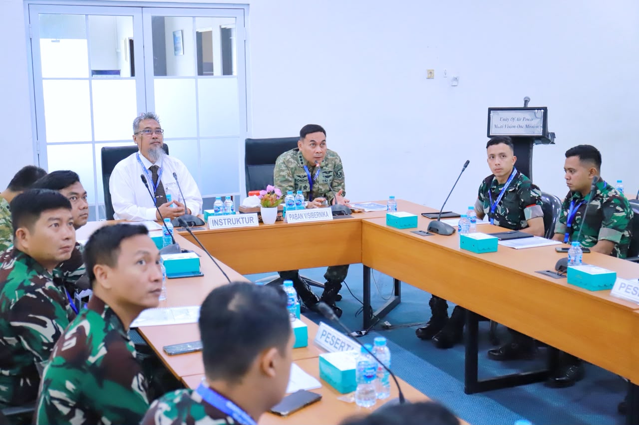 Skomlekau Tingkatkan Kemampuan Pemeliharaan Direction Finder untuk Dukung Kesiapan Alpernika