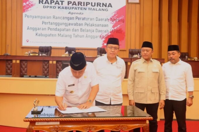 Paripurna Malang, Bupati Sampaikan Ranperda Pertanggungjawaban APBD 2025 – Detiktoday.com