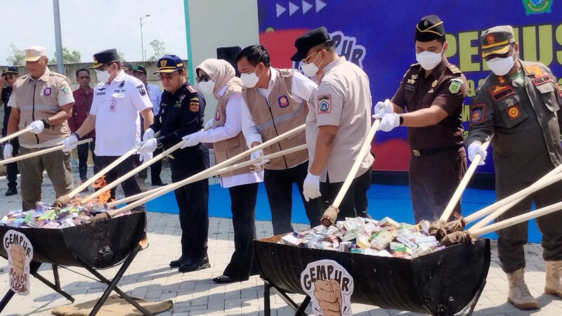 Pemkab Sidoarjo dan Bea Cukai Musnahkan 9 Juta Batang Rokok Ilegal – Detiktoday.com