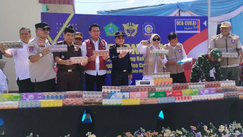 Pemusnahan 9 Juta Batang Rokok Ilegal di SIHT Porong, Sidoarjo Selamatkan Potensi Kerugian Negara Rp8,8 Miliar – Detiktoday.com