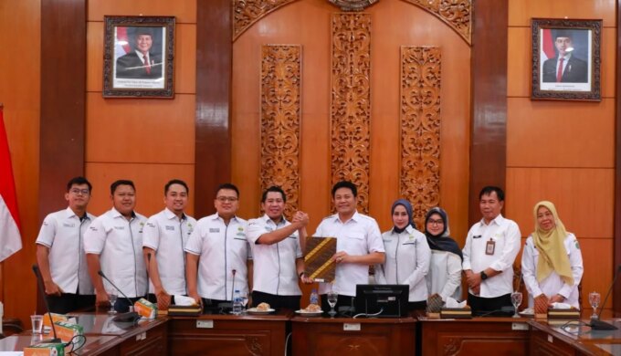 Bupati Subandi Dukung HIPMI Cetak Pengusaha Muda dan Perkuat Ekonomi Sidoarjo – Detiktoday.com