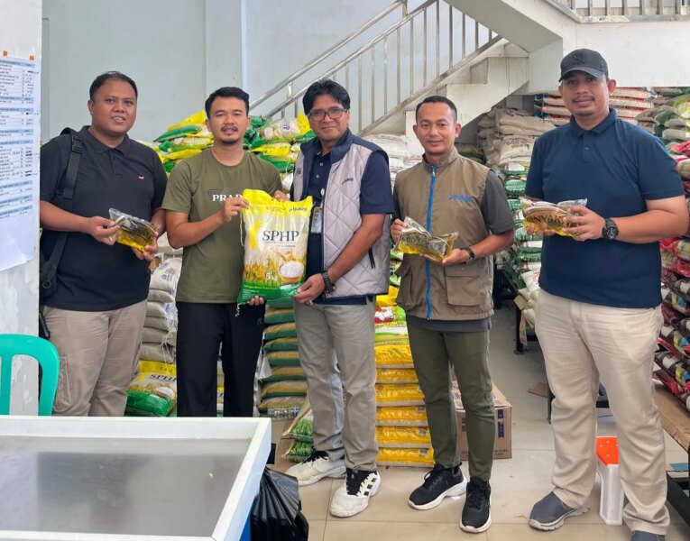 BULOG Putussibau Gelontorkan Beras SPHP dan Percepat Penyaluran Bantuan Pangan untuk Menjaga Stabilitas Harga Beras – Detiktoday.com