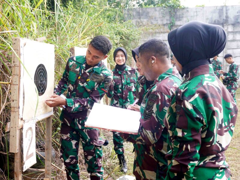 Asah Ketangkasan dan Fokus Tempur, Lanud Sjamsudin Noor Gelar Latihan Menembak Berkala Guna Perkuat Ketangguhan dan Kesiapsiagaan Prajurit
