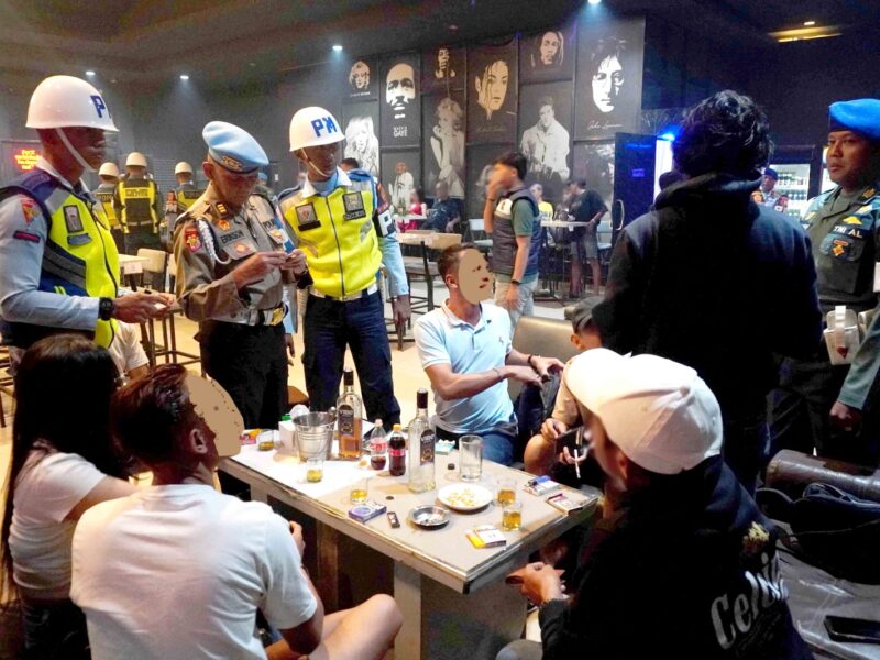 Pomau Lanud Sjamsudin Noor Bersama Polri Gelar Razia THM, Tegakkan Disiplin dan Jaga Marwah Institusi