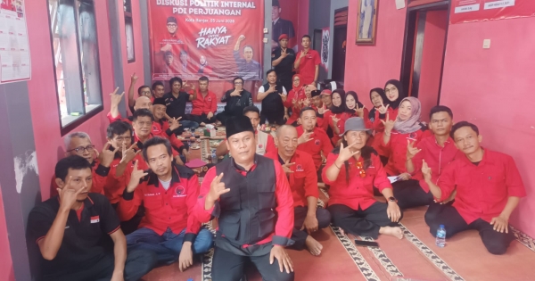 Adian Napitupulu Tegaskan Kantor Partai Harus Jadi Rumah Mengadu bagi Rakyat
