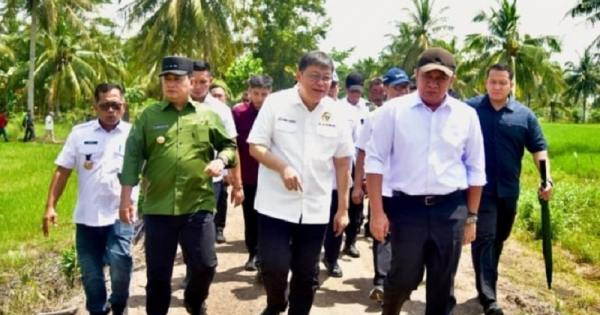 Alex Indra Lukman Apresiasi Mentan Ambil Langkah Cepat Tangani Harga TBS Sawit Petani