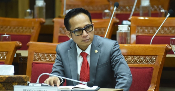Denny Cagur Gandeng Agensi Kreatif Berjaya Bekali Penerima Beasiswa KIP