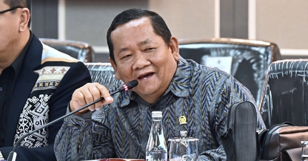 Gelar Sosialisasi Hukum di SMAKN Samosir, Rapidin Simbolon Ajak Generasi Muda Pahami Hak & Kewajiban