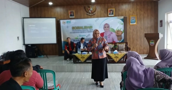 Ida Nurlaela Gelar Sosialisasi Transaksi Digital dan Keamanan Mobile Banking Bagi Masyarakat dan UMKM