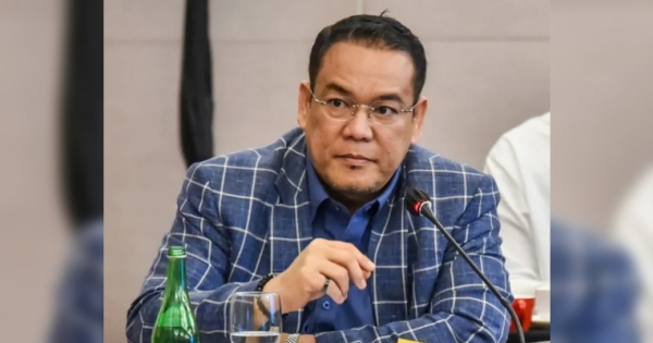 Yulian Gunhar Desak Penghentian Total Operasi