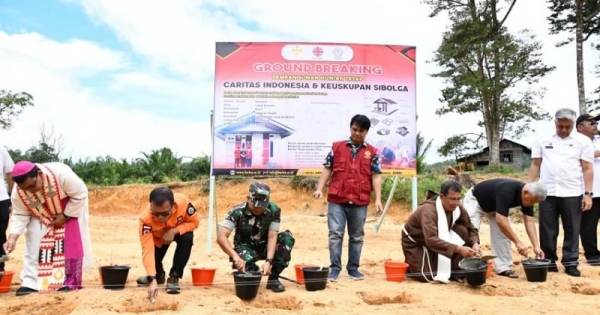 Masinton Pasaribu Groundbreaking Pembangunan 36 Hunian Tetap Bagi Korban Bencana di Tapteng