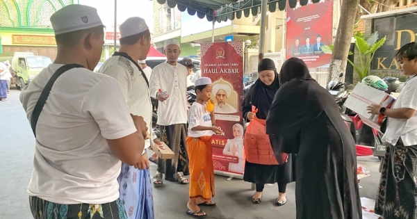 Nila Yani Dirikan Posko Makanan Gratis Sambut Haul Habib Abu Bakar Assegaf