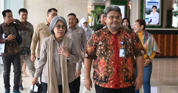 Warga Tak Perlu Lagi Berobat ke Luar Negeri
