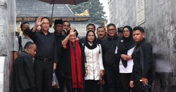Ziarah ke Makam Bung Karno Menegakkan Kembali Komitmen Perjuangan Untuk Rakyat