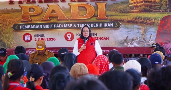 Sokong Ketahanan Pangan, PDI Perjuangan Panen Raya hingga Tebar 70 Ribu Benih Ikan di Lampung Tengah