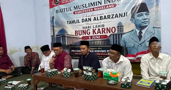 Bung Karno Muslim yang Dekat dengan Ulama dan Pesantren