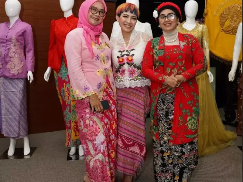 Desainer Lenny Agustin Ungkap Perjalanan Kebaya sebagai Identitas Bangsa