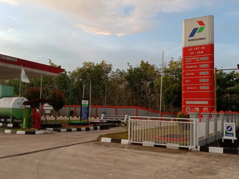 Faktor Cuaca Pasokan BBM Subsidi Terkendala Distribusi, SPBU 64.787.03 Tekudak Siapkan Produk Nonsubsidi sebagai Alternatif – Detiktoday.com