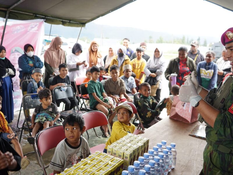 TNI AL HADIRKAN BAKTI KESEHATAN BAGI MASYARAKAT PEDALAMAN PAPUA