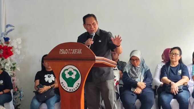 Bupati Samaun Dahlan Wacanakan Renovasi Total RSUD Fakfak, Komitmen Tingkatkan Layanan – Detiktoday.com