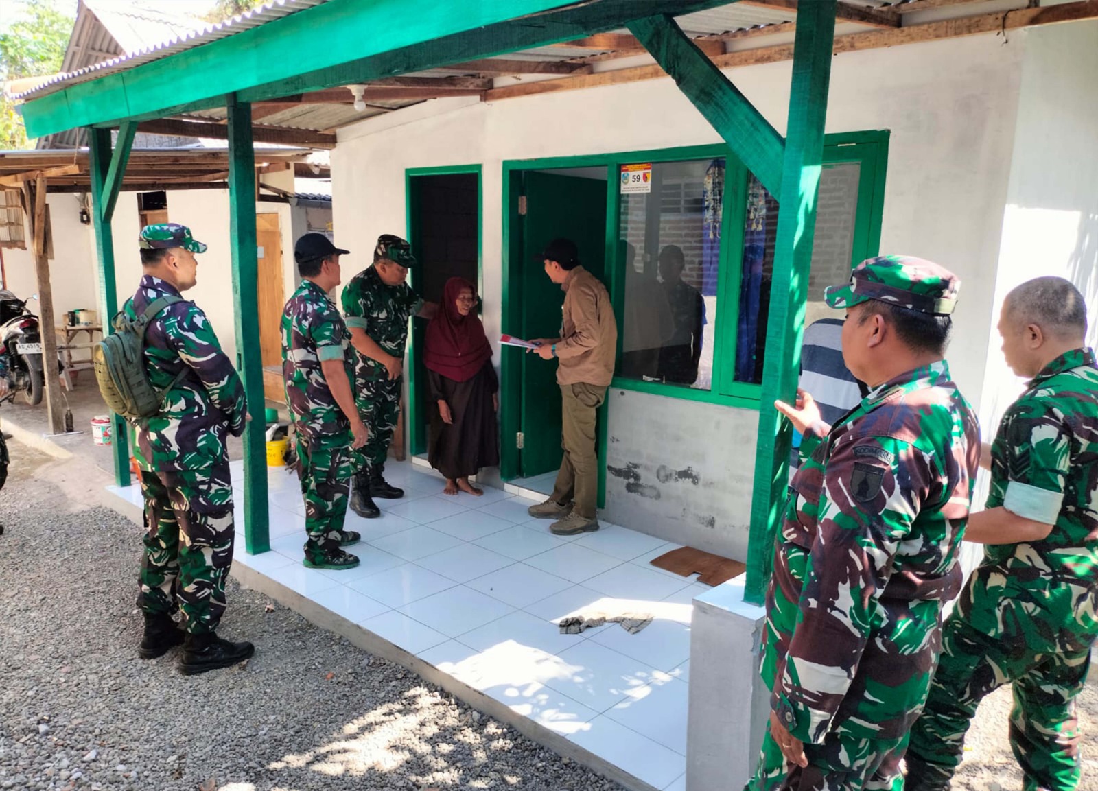 Tim Pemprov Jatim Tinjau RTLH Kodim 0806/Trenggalek, Pastikan Rumah Warga Layak Huni