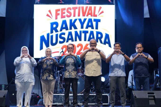 Festival Rakyat Nusantara 2026 Resmi Dibuka, Sekda Sulbar Sebut UMKM Penopang Ekonomi Daerah – Detiktoday.com