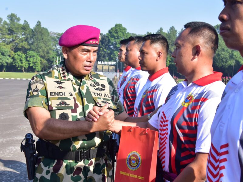 PANGKORMAR LEPAS KONTINGEN MARINIR, SIAP BERTEMPUR REBUT PRESTASI TERBAIK DI PORAL 2026