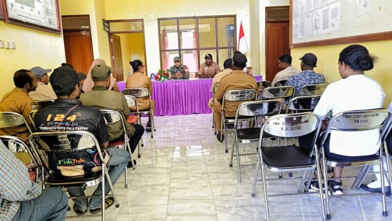 Babinsa Dukung Penuh Rapat Pembentukan Panitia HUT RI ke-81 di Kayauni – Detiktoday.com