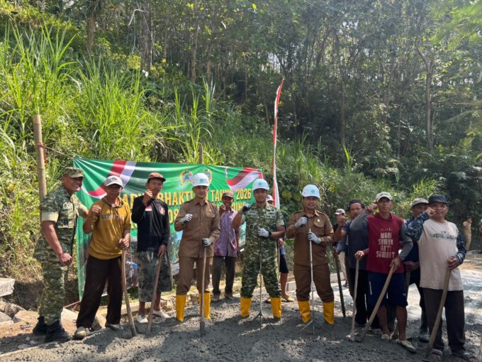 Dandim Tulungagung Resmi Buka Karya Bhakti TNI 2026, Percepat Pembangunan Jalan di Desa Wonorejo