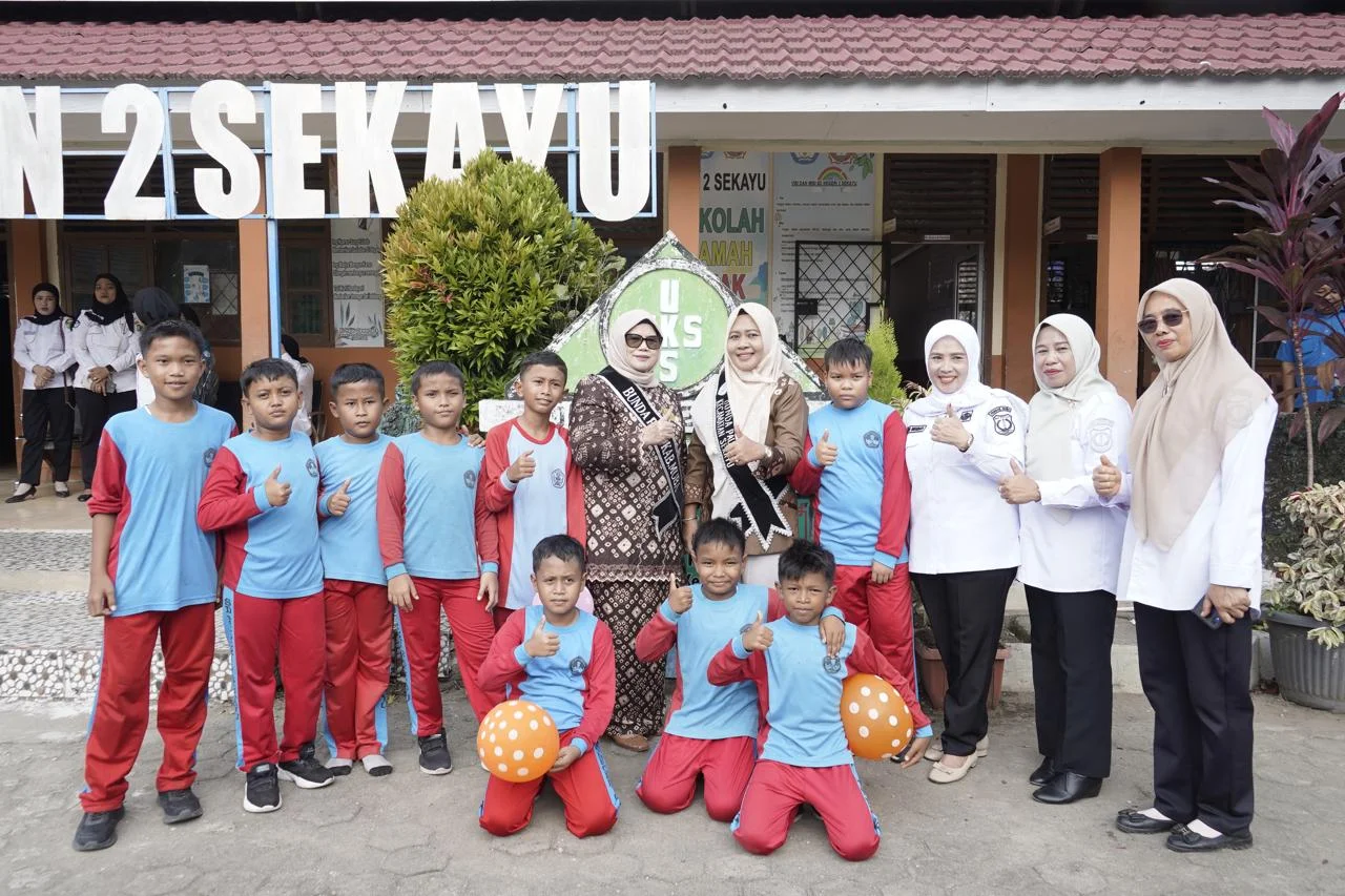 Tinjau Penutupan MPLS, Tegaskan Komitmen Wajib Satu Tahun Pendidikan Prasekolah – Detiktoday.com