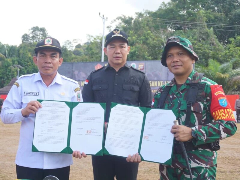 Buka Akses Perbatasan, TMMD ke-129 Kodim 1206/Putussibau Garap Jalan Ulak Pauk–Belatung – Detiktoday.com