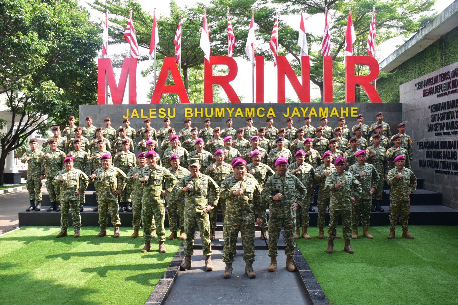 PEMBEKALAN CHIEF OF CORPS, PANGKORMAR TEKANKAN TIGA KARAKTER PEMIMPIN KEPADA 43 CAPAJA KORPS MARINIR AAL ANGKATAN KE-72