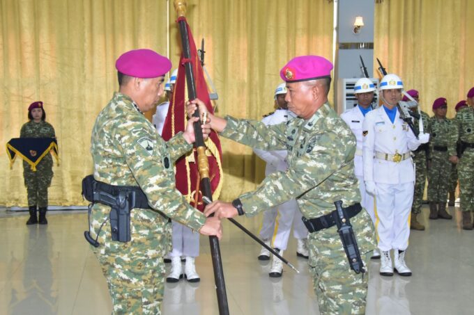 PANGKORMAR PIMPIN SERTIJAB DANLANMAR SORONG, PERKUAT KESIAPAN MARINIR DI KAWASAN TIMUR INDONESIA