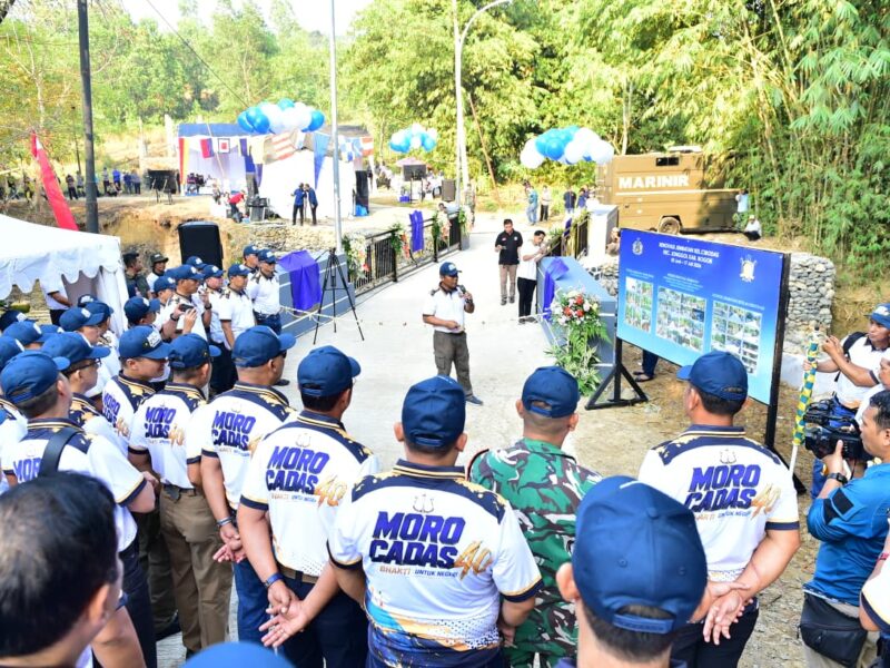 ALUMNI AAL ANGKATAN KE-40 TAHUN 1994 RENOVASI JEMBATAN UNTUK WUJUDKAN AKSES DAN HARAPAN MASYARAKAT