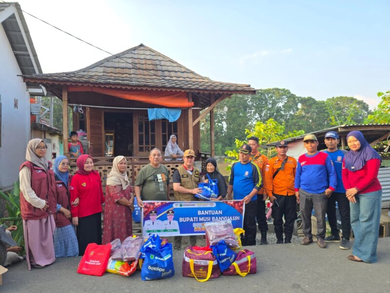 Rumah Warga Longsor di Lais, Bupati HM Toha Tohet Perintahkan Penanganan Darurat dan Bantuan Korban – Detiktoday.com